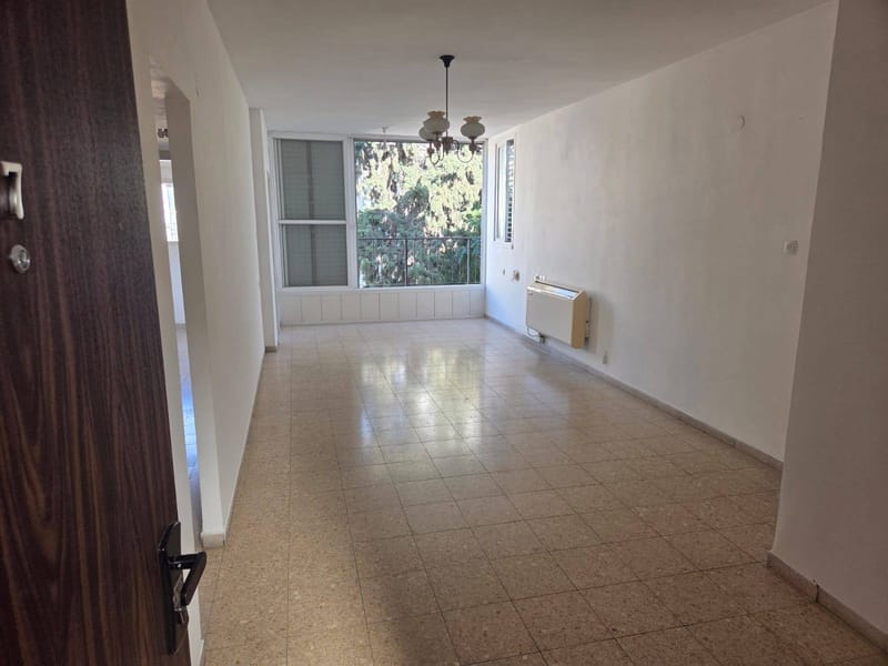 תמונה מפייסבוק – 2 חדרים • 5,600 ₪, סוקולוב, נחלת גנים, רמת גן (1)