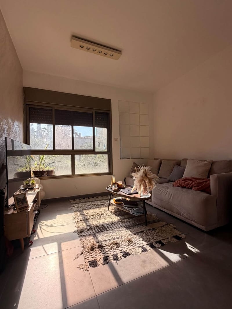 Photo from Facebook – 2 Rooms • ₪4,300, ארלוזורוב/מעלה הצופים, Arlozorov, Givatayim (1)