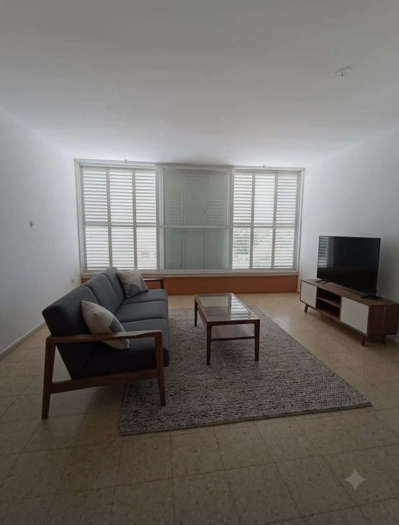 Фото с Facebook – 4 Комнаты • 5,850 ₪, חורגין 23, Тель Йеуда, Рамат-Ган (1)
