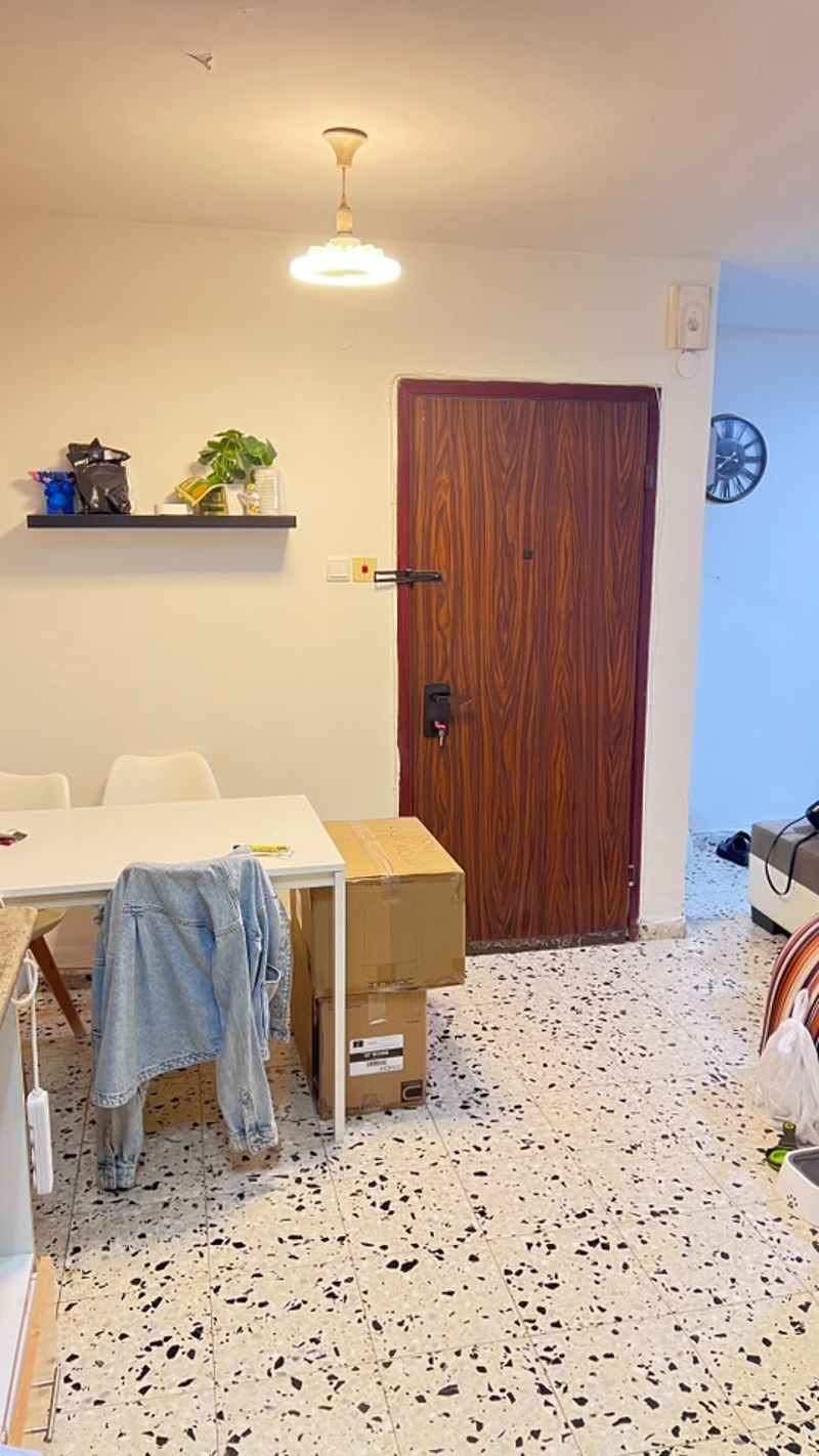 תמונה מפייסבוק – 2 חדרים • 4,000 ₪, יצחק שדה 18, ארלוזורוב, גבעתיים (1)