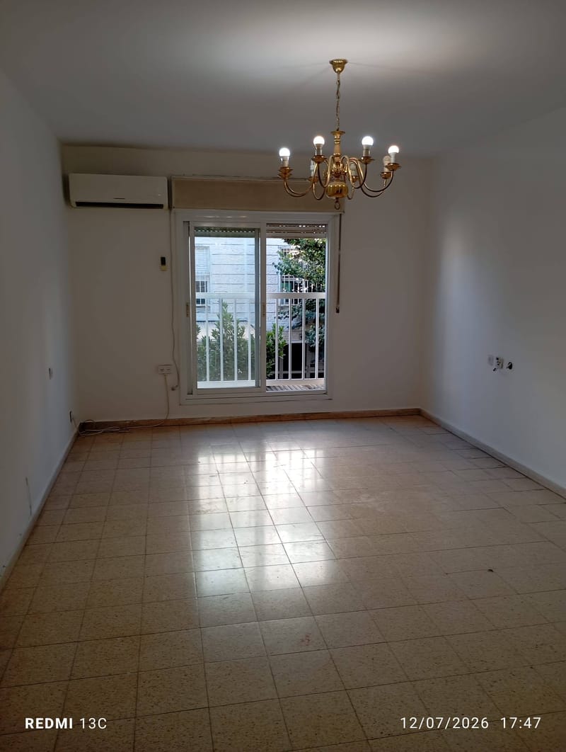 תמונה מפייסבוק – 3 חדרים • 5,300 ₪, נתיב המזלות, פסגת זאב, ירושלים (1)