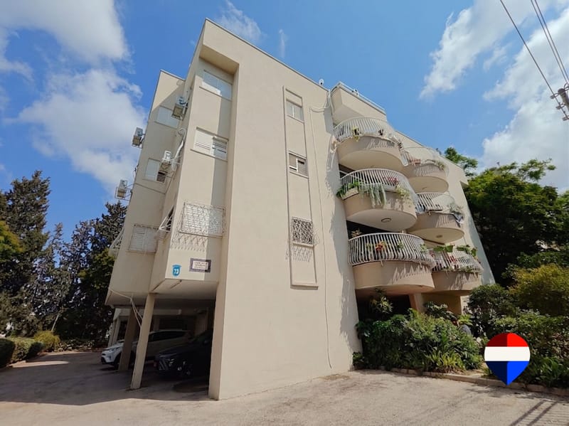 תמונה מפייסבוק – 5 חדרים • 10,300 ₪, שי עגנון, נווה ישראל, הרצליה