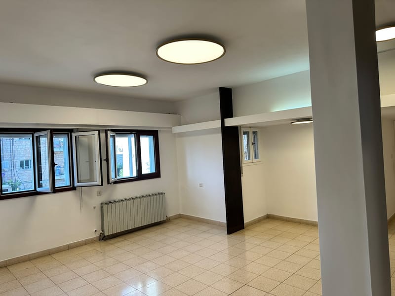 תמונה מפייסבוק – 4 חדרים • 10,500 ₪, איתמר בן אבי, רחביה, ירושלים (1)