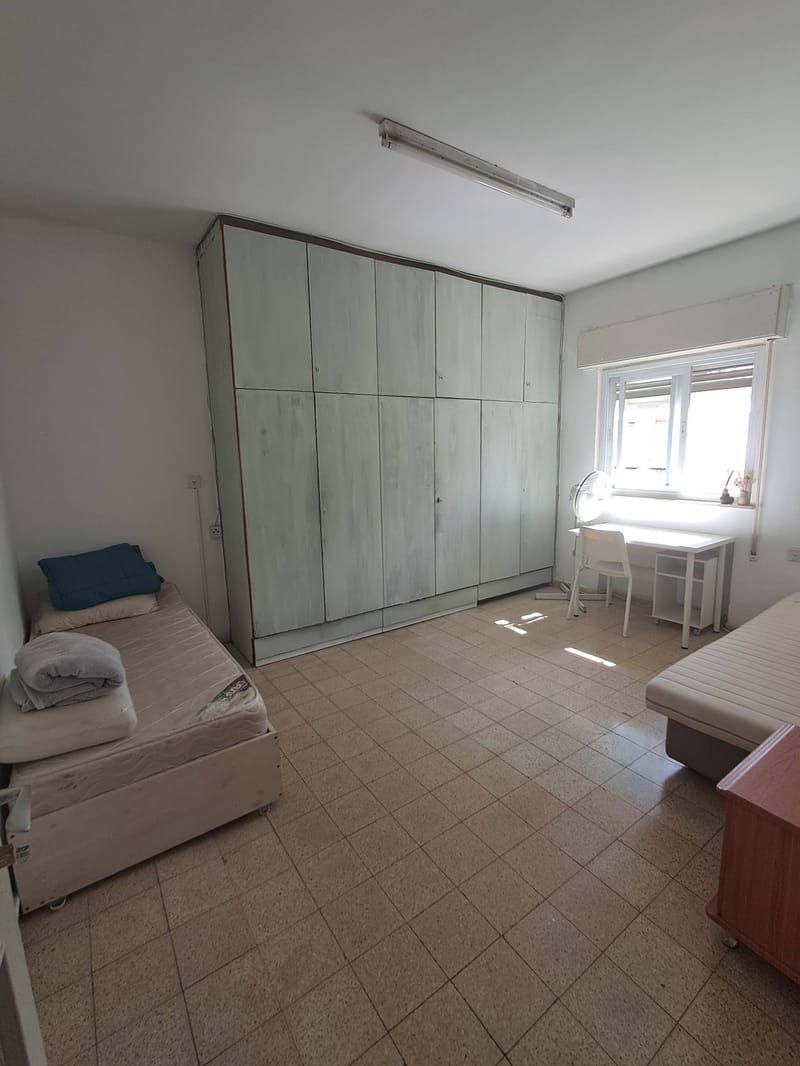 תמונה מפייסבוק – 3 חדרים עם שותפים • 2,400 ₪, קריית משה, ירושלים (1)
