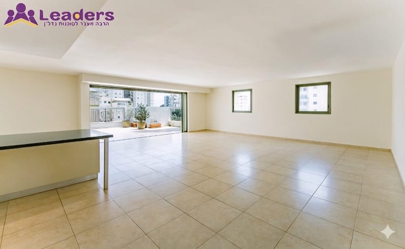 תמונה מפייסבוק – 5 חדרים • 12,500 ₪, נווה אמירים, הרצליה (1)
