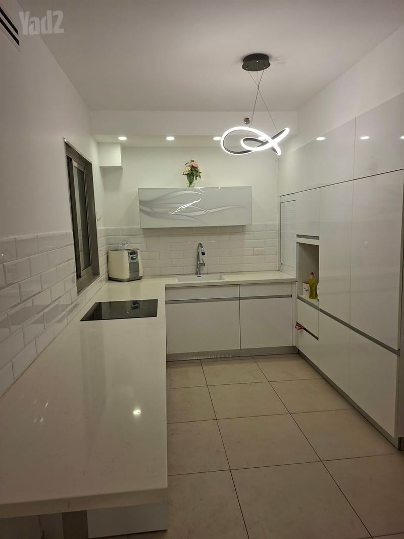 תמונה מיד2 – 5 חדרים • 9,350 ₪, ספיר 4, צמרות, באר יעקב (1)