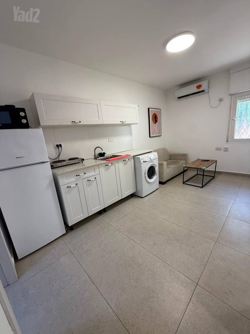 Photo from Yad2 – 2 Rooms • ₪2,100, בשור 1, Neve Yosef, Haifa (1)