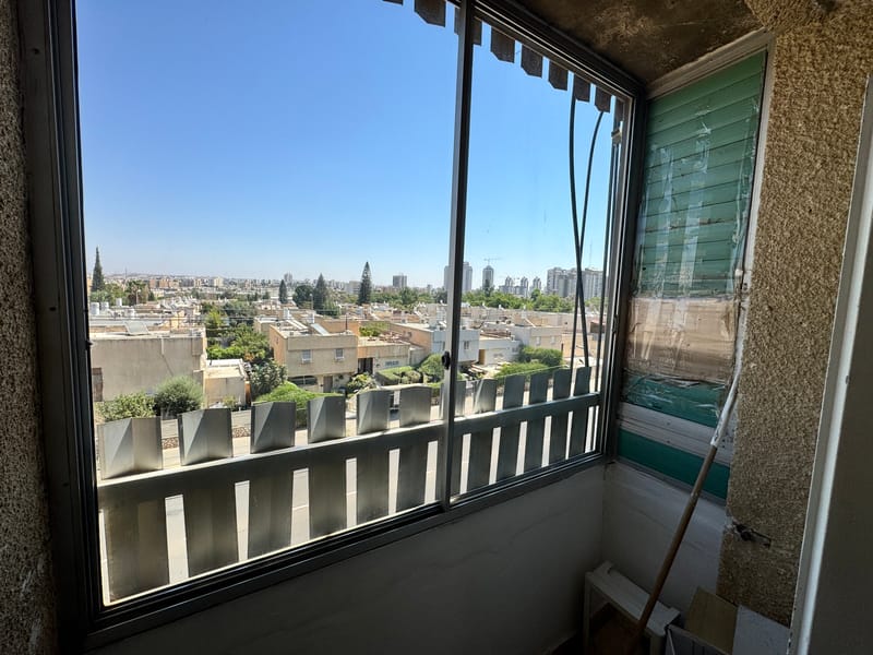 Photo from Facebook – 2 Rooms • ₪2,500, הצבי, Shchuna He, Beer Sheva (1)