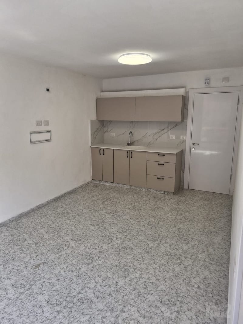 תמונה מיד2 – חדר וחצי • 4,500 ₪, אילת, ג'סי כהן וקריית מיכה, חולון (1)