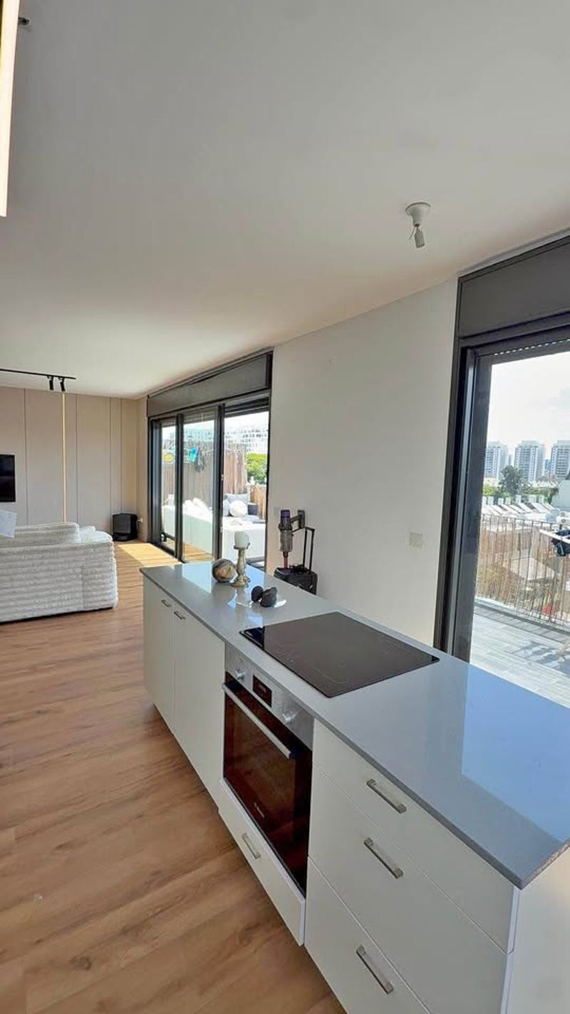 תמונה מפייסבוק – 3 חדרים • 9,700 ₪, ציהתל״י 46, צהלון ושיכוני חיסכון, תל אביב (1)
