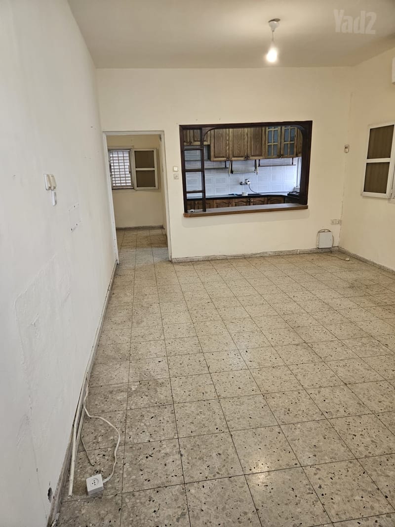 Photo from Yad2 – 3 Rooms • ₪2,400,000, די רוסי 20, Kiryat Shalom, Tel Aviv (1)