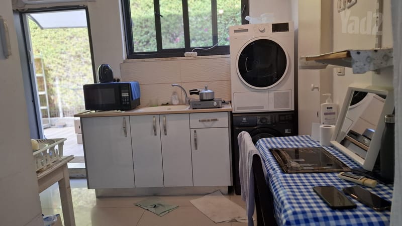 תמונה מיד2 – 2.5 חדרים • 3,800 ₪, חרוב 19, נווה אילן - אזרחי, יבנה (1)