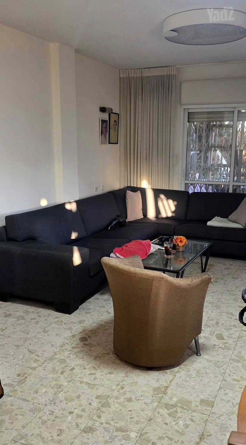 תמונה מיד2 – 5 חדרים • 13,000 ₪, הרב נריה, נאות שקמה, ראשון לציון (1)