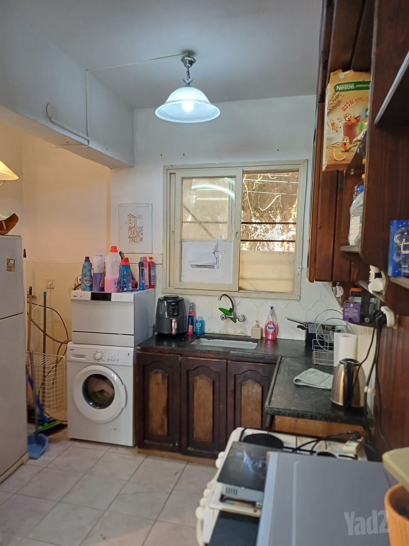 תמונה מיד2 – 2.5 חדרים • 2,700 ₪, חניתה 65, נווה שאנן, חיפה (1)
