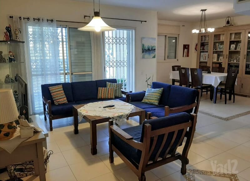Photo from Yad2 – 4.5 Rooms • ₪6,800, השופר 53, Hadar Ganim, Petah Tikva