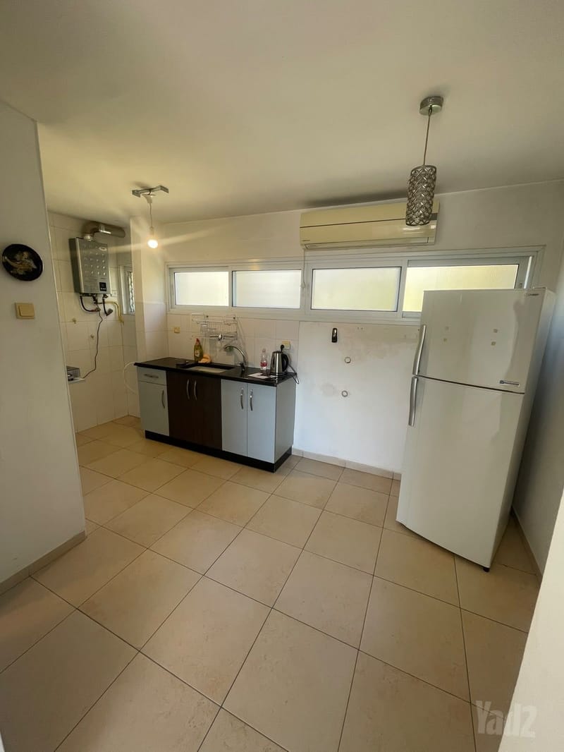 תמונה מיד2 – 2 חדרים • 1,350,000 ₪, הרב הרצוג 3, רובע ב', אשדוד (1)