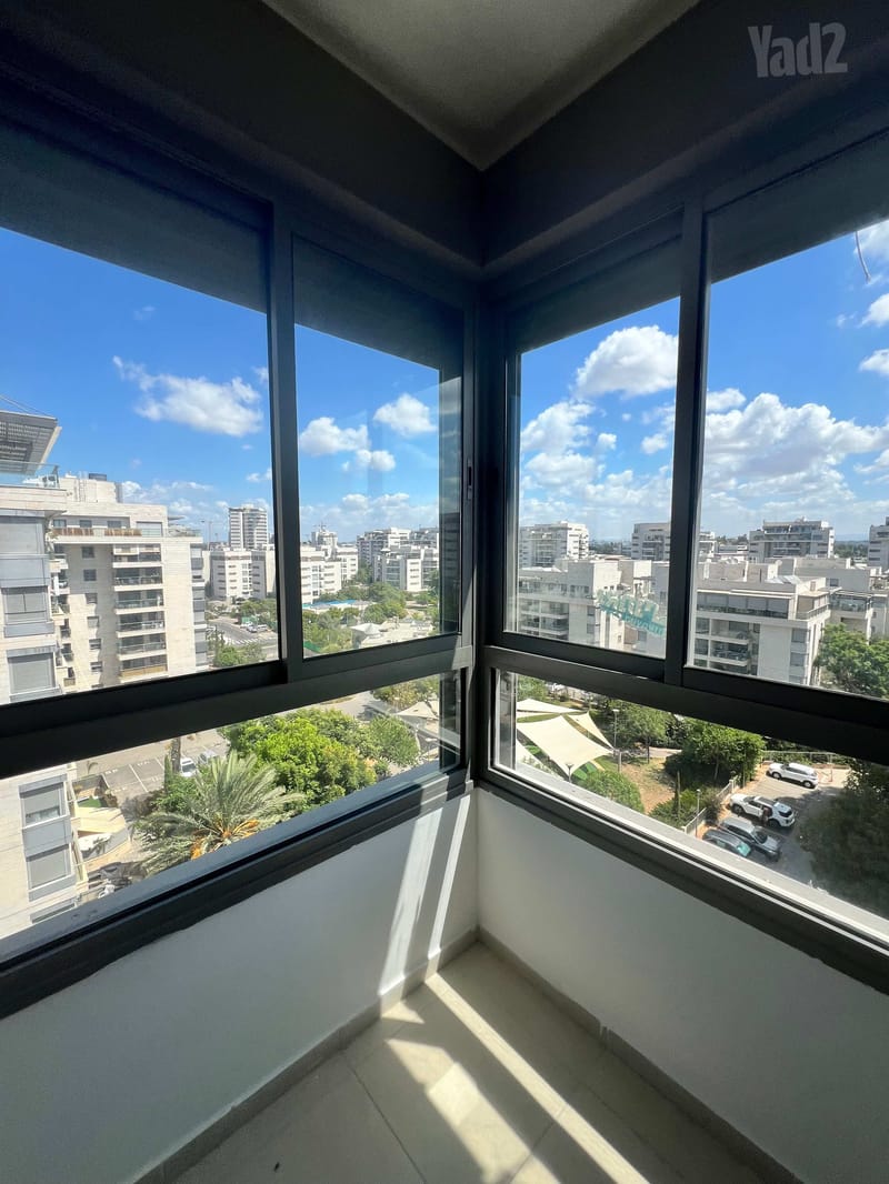 תמונה מיד2 – 6 חדרים • 8,400 ₪, הנחשול, נאות רבין, יבנה (1)