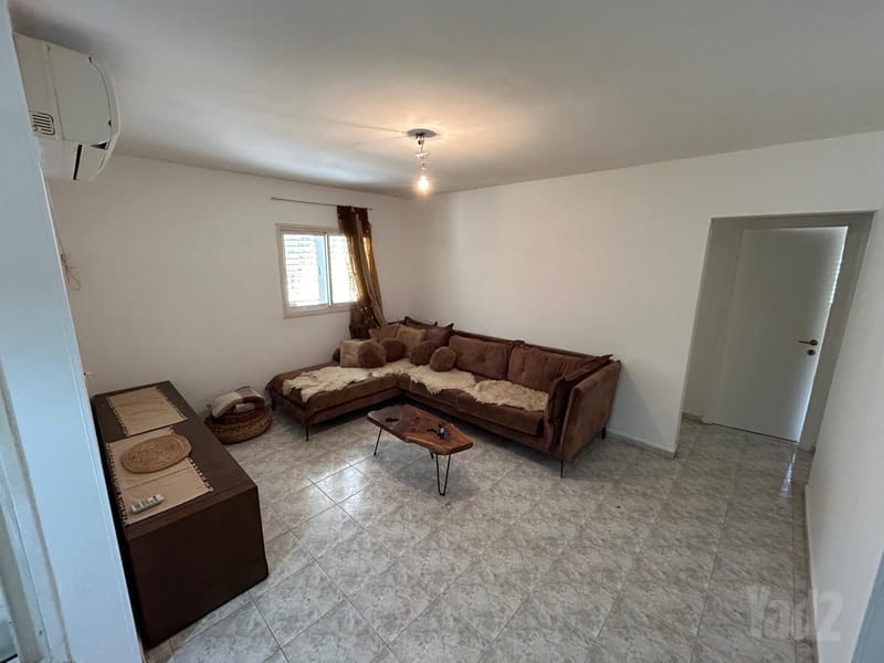 תמונה מיד2 – 3 חדרים • 4,300 ₪, מחרוזת 30, עמידר, בת ים (1)