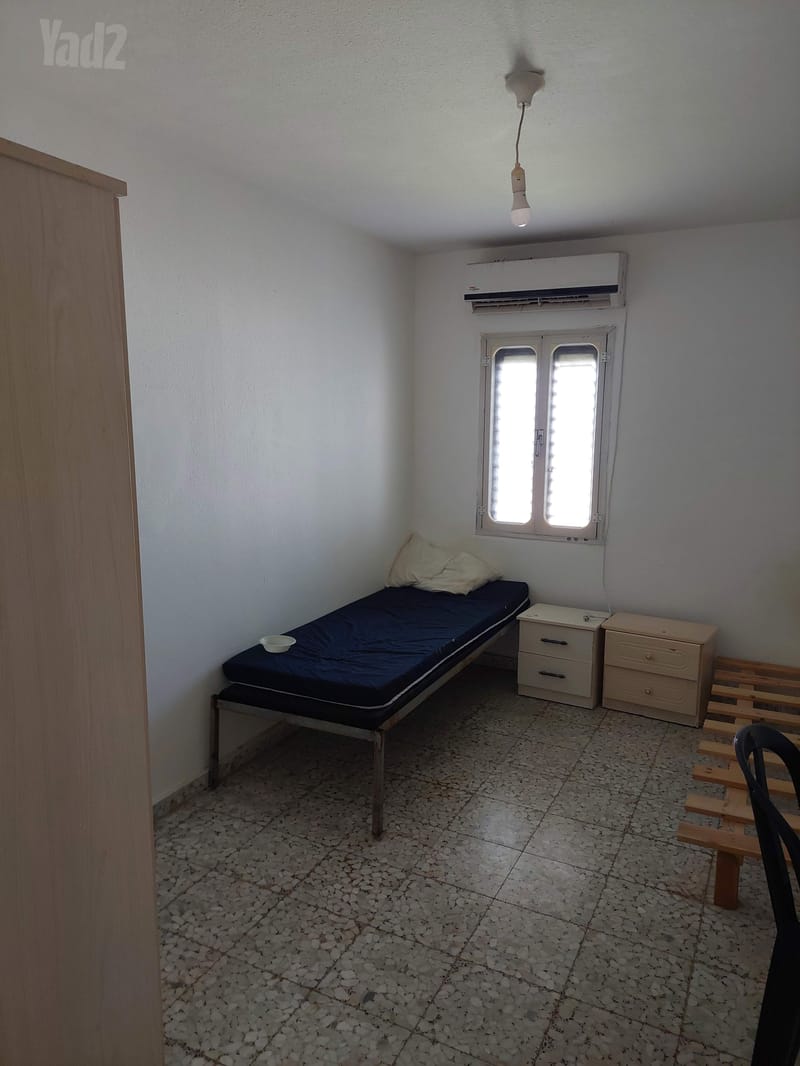תמונה מיד2 – 3 חדרים • 4,400 ₪, קדושי קהילת מזריץ' 10, שרת, לוד (1)