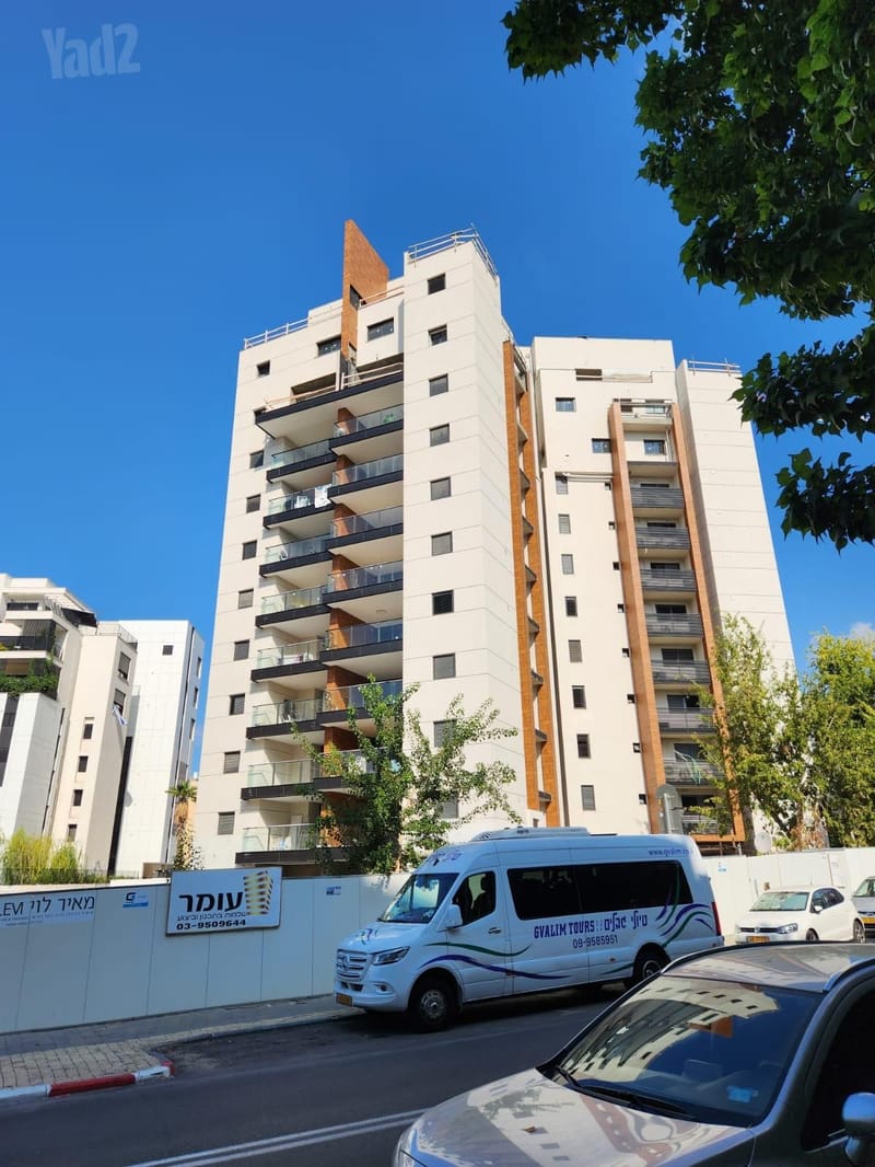 תמונה מיד2 – 4 חדרים • 8,250 ₪, שלום אש 21, הדר יוסף, תל אביב (1)