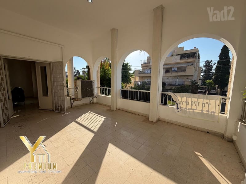 Photo from Yad2 – 4 Rooms • ₪4,500, הזית, Savinia, Kiryat Bialik (1)