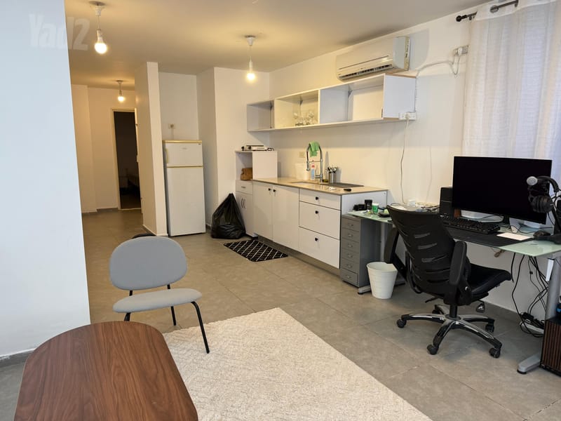 Photo from Yad2 – 2 Rooms • ₪4,200, הלבונה 24, Kadima-Zoran (1)