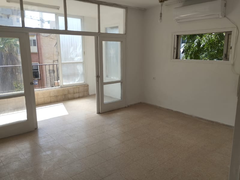 תמונה מיד2 – 4 חדרים • 7,200 ₪, אפנר 3, שינקין, גבעתיים (1)