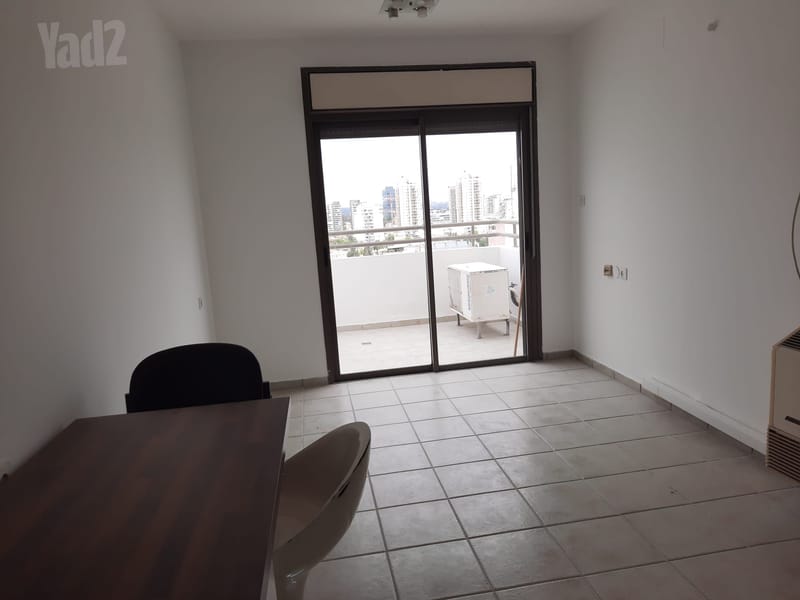תמונה מיד2 – 2 חדרים • 4,500 ₪, דוד בן גוריון 11, השכונה הוותיקה, גבעת שמואל (1)