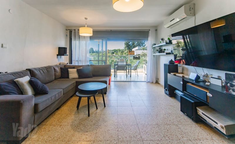 Photo from Yad2 – 4.5 Rooms • ₪7,500, האורנים, Ramatayim, Hod HaSharon (1)