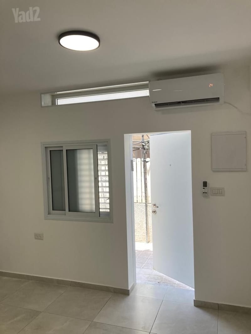 תמונה מיד2 – סטודיו • 4,100 ₪, סוקולוב 67, אגרובנק, חולון (1)