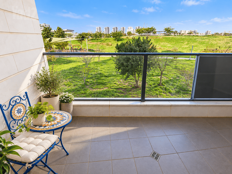 תמונה מיד2 – 3 חדרים • 3,380,000 ₪, הקרן 8, גליל ים (מתחם הכוכבים), הרצליה (1)