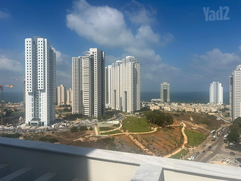 תמונה מיד2 – 4 חדרים • 3,245,000 ₪, אמנון ליפקין שחק, רמות גרינטל, נתניה (1)