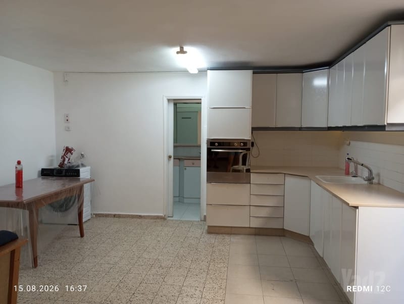 תמונה מיד2 – 3 חדרים • 4,000 ₪, אמיל זולא 22, אברמוביץ, ראשון לציון (1)