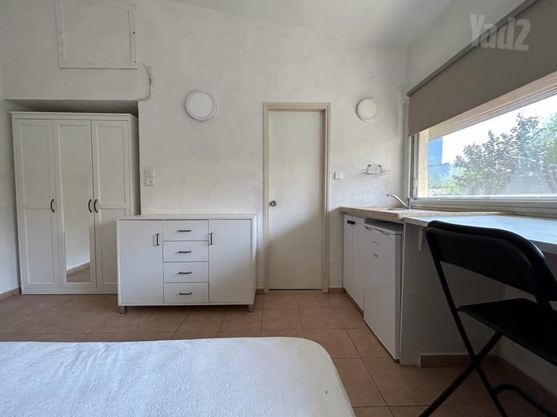 Photo from Yad2 – Studio • ₪3,400, יוניצמן 2, Glilot, Tel Aviv (1)
