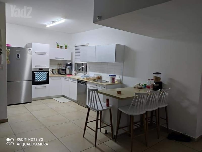 Photo from Yad2 – 4 Rooms • ₪7,100, התורן 11, Neot Rabin, Yavne (1)