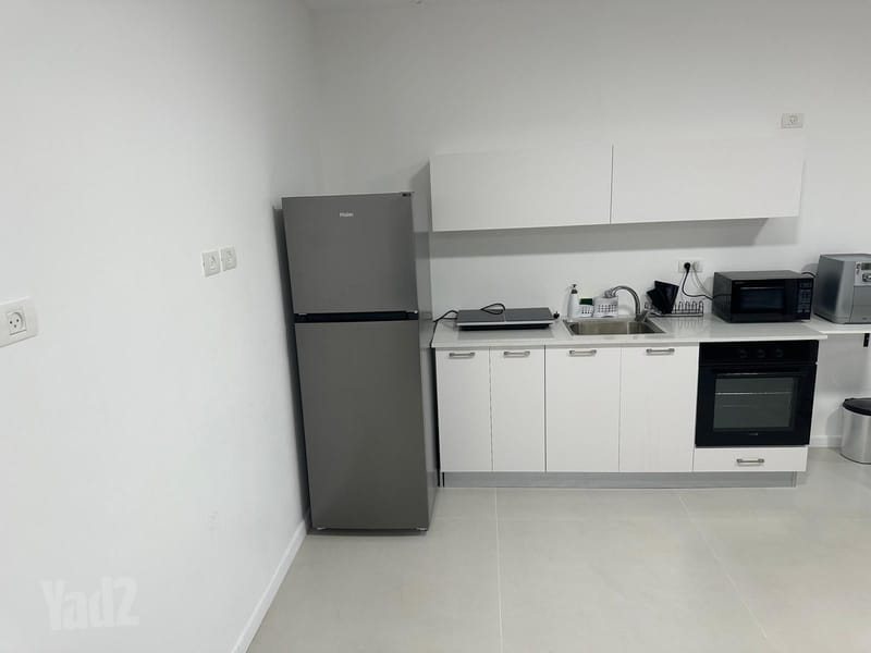 תמונה מיד2 – 3 חדרים • 6,000 ₪, נווה ים 24, חדרה, חדרה (1)