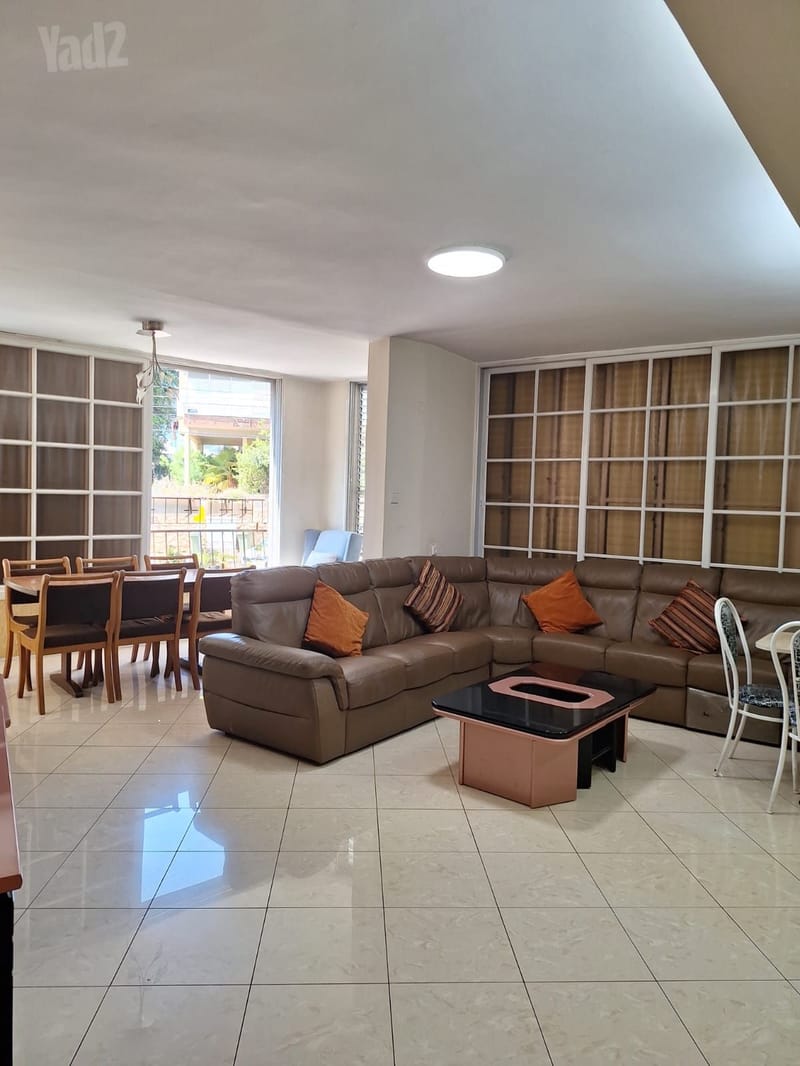 תמונה מיד2 – 3.5 חדרים • 7,900 ₪, מורדי הגטאות 1, גפן, רמת גן (1)