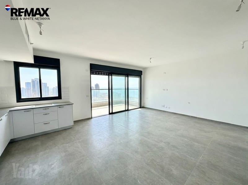 תמונה מיד2 – 4 חדרים • 7,200 ₪, זלמן שניאור 16, קרית נורדאו, נתניה (1)
