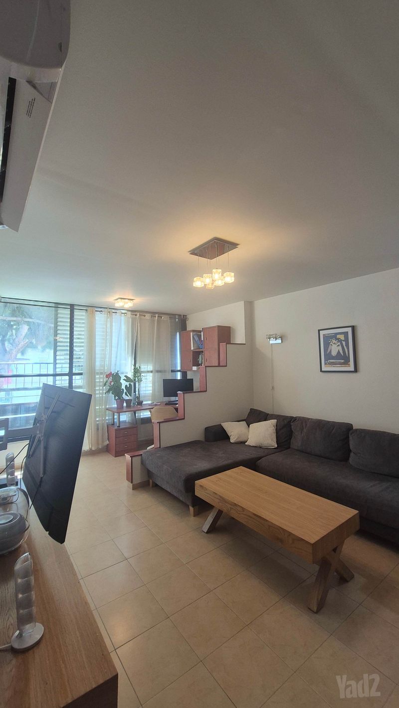 Photo from Yad2 – 4 Rooms • ₪5,200, צה"ל 9, Ever HaYarden, Kiryat Ono (1)