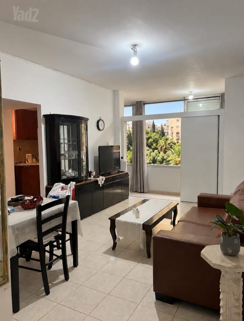 תמונה מיד2 – 2 חדרים • 4,600 ₪, ישראל בן ציון 14, שכונה דרום מערב - ותיק, בת ים (1)