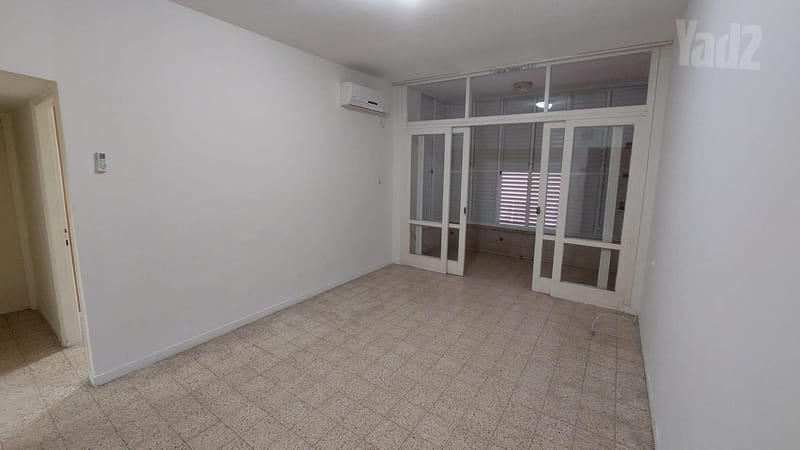 תמונה מיד2 – 2 חדרים • 3,950 ₪, החשמונאים 43, לב העיר, בת ים (1)
