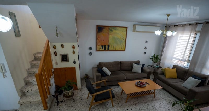 תמונה מיד2 – 5 חדרים • 9,800 ₪, מח"ל 23, נווה ברבור, כפר שלם מערב, תל אביב (1)