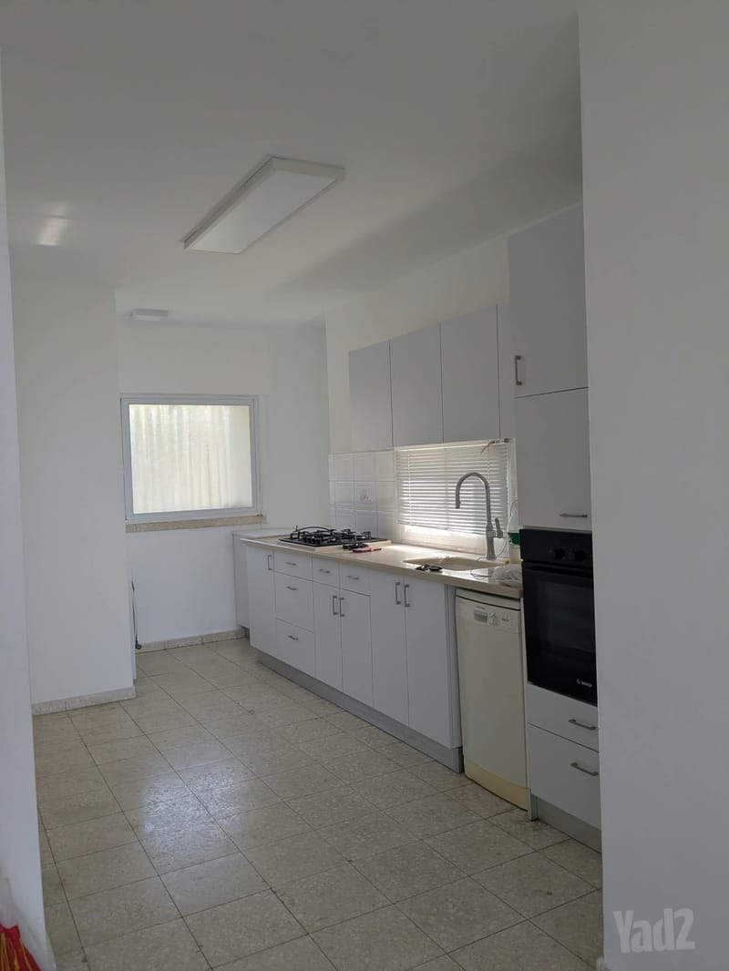תמונה מיד2 – 3 חדרים • 5,000 ₪, ה' באייר 1, נווה אפק אזרחית, ראש העין (1)