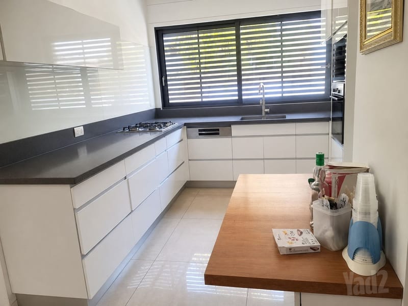 Photo from Yad2 – 4.5 Rooms • ₪18,500, עמק האלה 35, Kiryat Krinitzi, Ramat Gan (1)