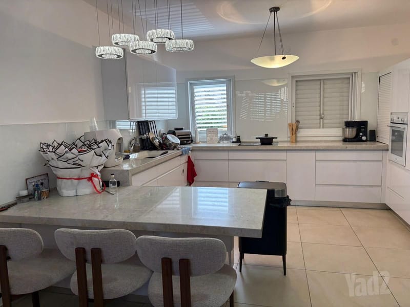 תמונה מיד2 – 4 חדרים • 6,700 ₪, משעול היהלום 9, בן-גוריון, חולון (1)