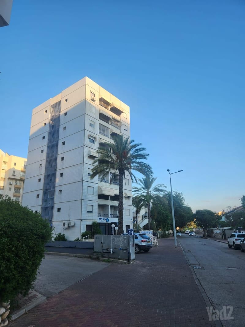 תמונה מיד2 – 2 חדרים • 3,000 ₪, הרב ניסים 15, רובע ה', אשדוד (1)