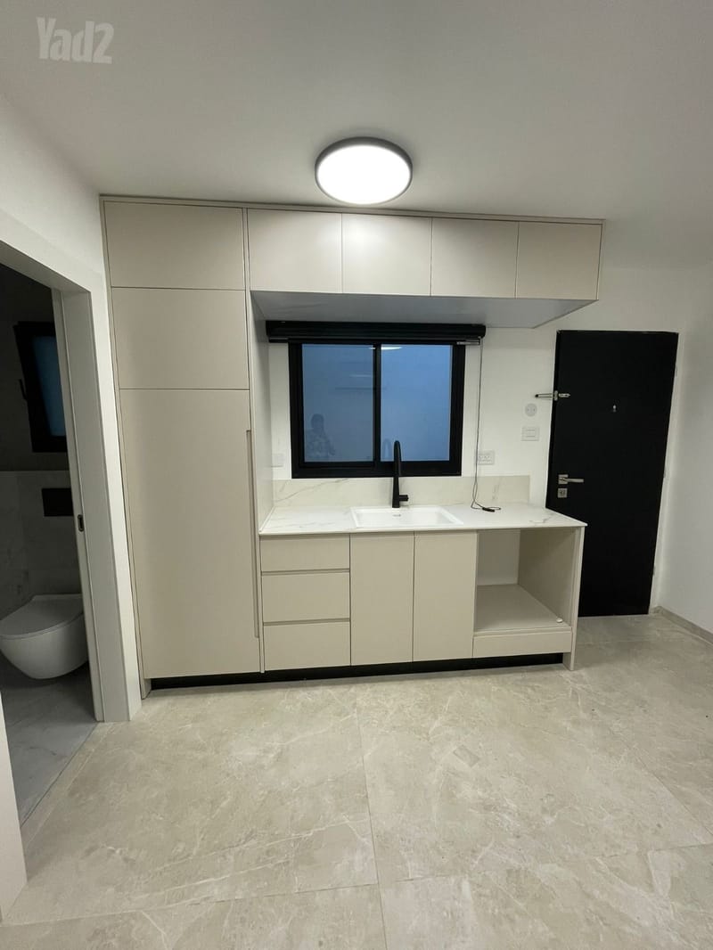 Photo from Yad2 – 2 Rooms • ₪3,800, שמחת עולם 1, Herzog, Ashkelon (1)