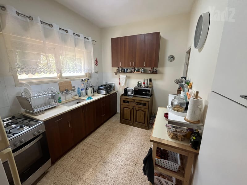 Photo from Yad2 – 3 Rooms • ₪3,500, אגמון 8, Western Carmel, Haifa (1)