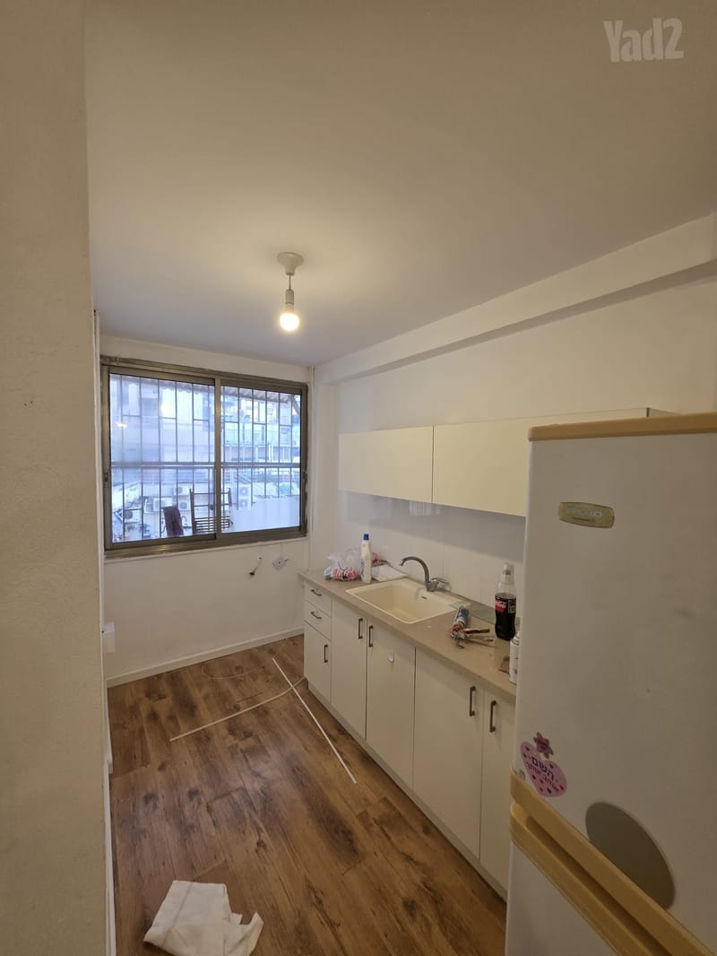 תמונה מיד2 – 3.5 חדרים • 5,500 ₪, קריניצי 5, בן-גוריון, רמת גן (1)