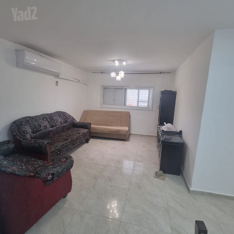 תמונה מיד2 – 3 חדרים • 5,200 ₪, שבט נפתלי, עמישב, פתח תקווה (1)